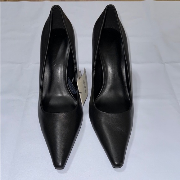 Mango Black Classic Heels Size 8 /39 - Picture 1 of 12